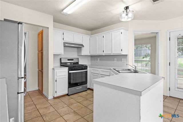 714 Silver Creek Drive, Harker Heights, TX 76548