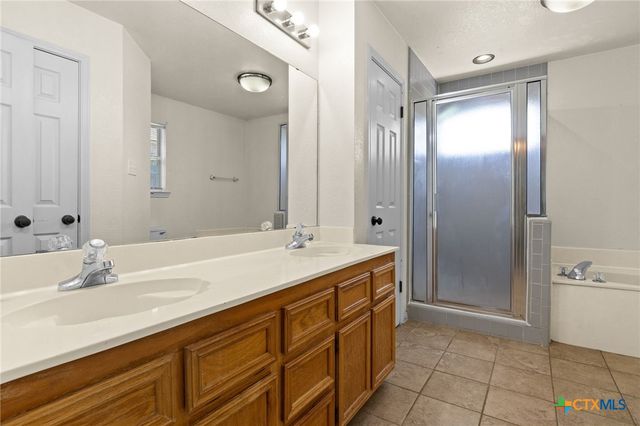 714 Silver Creek Drive, Harker Heights, TX 76548
