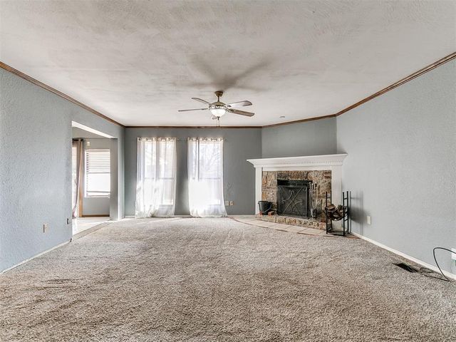 4000 LANDMARK Road, Yukon, OK 73099