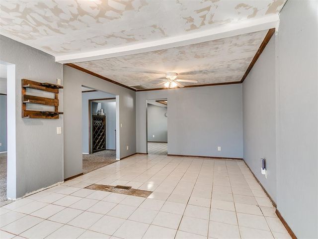 4000 LANDMARK Road, Yukon, OK 73099