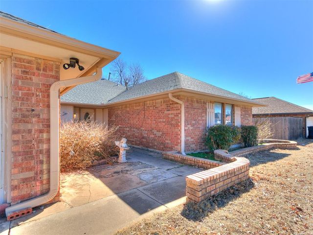 4000 LANDMARK Road, Yukon, OK 73099