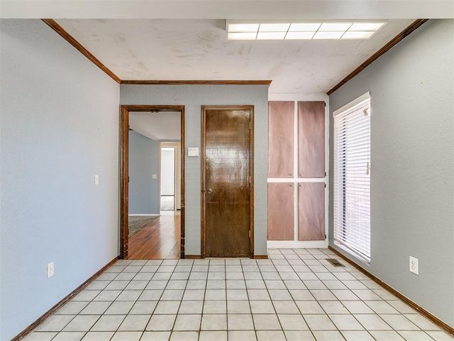 4000 LANDMARK Road, Yukon, OK 73099