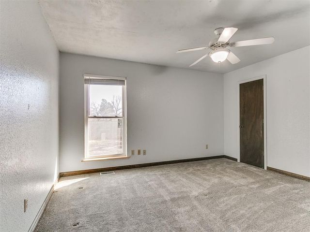 4000 LANDMARK Road, Yukon, OK 73099