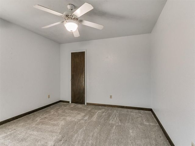 4000 LANDMARK Road, Yukon, OK 73099