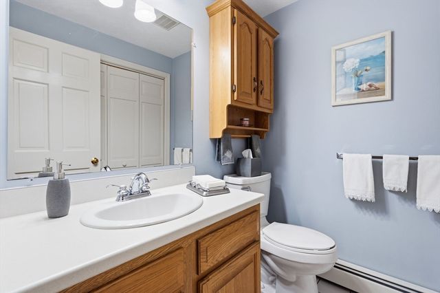 32 Dolly Dr, Worcester, MA 01604