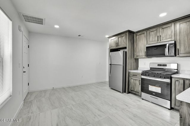 1107 MYRTLE Avenue A-D, El Paso, TX 79901