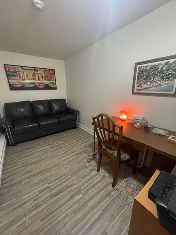 323 Meridian St 2, Boston, MA 02128