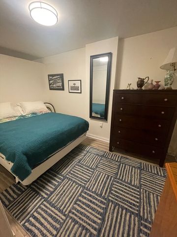 323 Meridian St 2, Boston, MA 02128