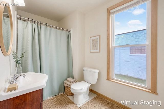 211 E Main STREET, Mishicot, WI 54228