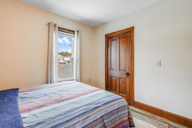 211 E Main STREET, Mishicot, WI 54228