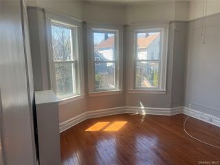 41 S 12th Avenue 2nd Floor, Mount Vernon, NY 10550