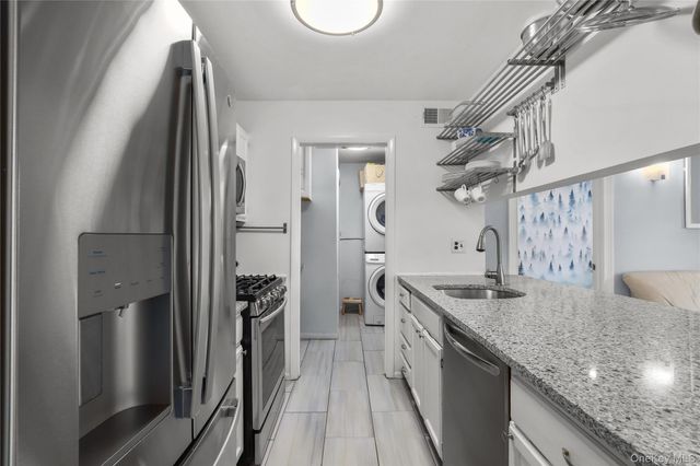 103 Carrollwood Drive, Tarrytown, NY 10591