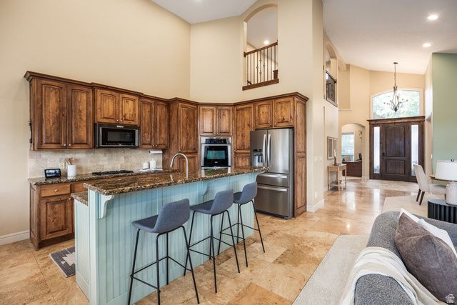 617 E KIRSTYS LN, Salt Lake City, UT 84107