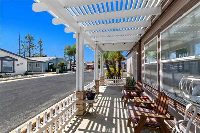 1250 N Kirby 241, Hemet, CA 92545