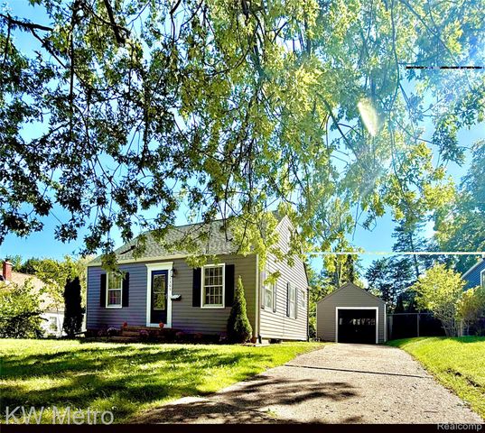 1305 Collegewood Street, Ypsilanti, MI 48197