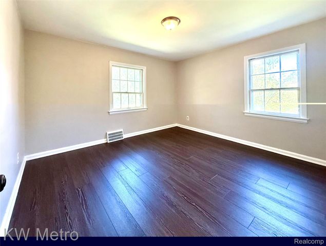 1305 Collegewood Street, Ypsilanti, MI 48197