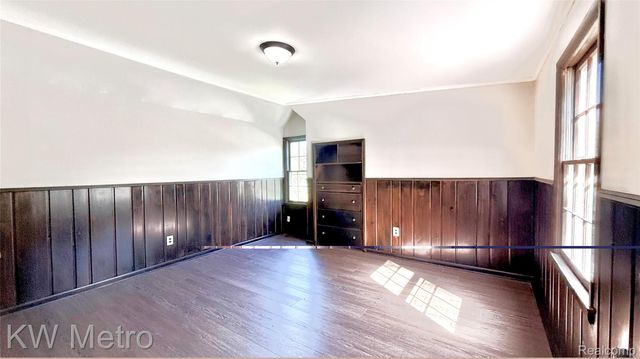 1305 Collegewood Street, Ypsilanti, MI 48197
