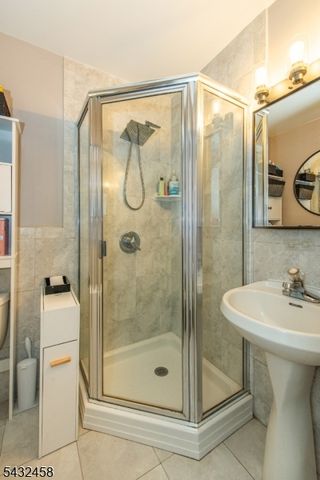 56 Garden Ave 2, Woodland Park, NJ 07424