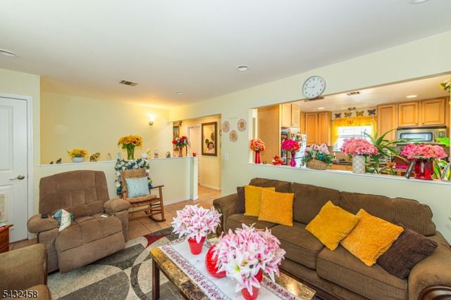 56 Garden Ave 2, Woodland Park, NJ 07424