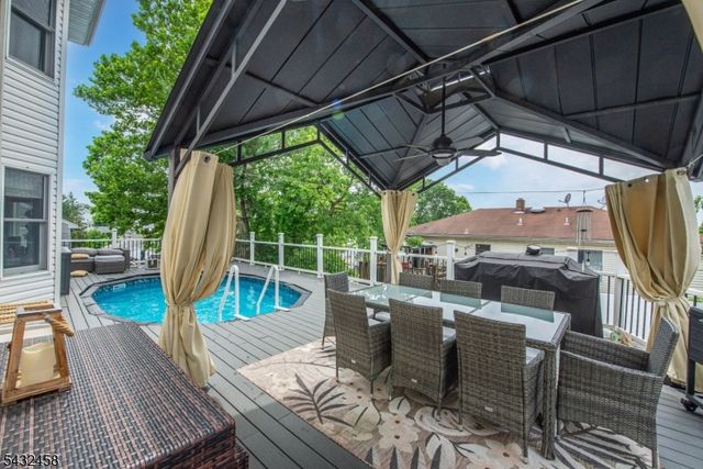 56 Garden Ave 2, Woodland Park, NJ 07424