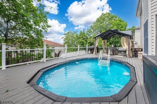 56 Garden Ave 2, Woodland Park, NJ 07424