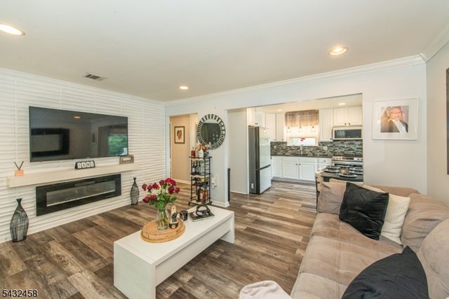 56 Garden Ave 2, Woodland Park, NJ 07424