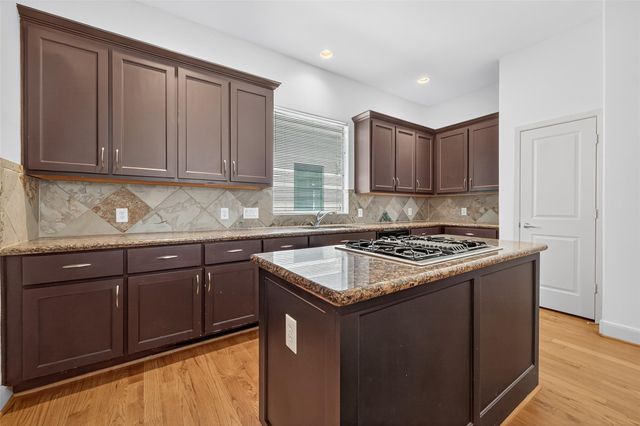 5018 Lillian Street, Houston, TX 77007