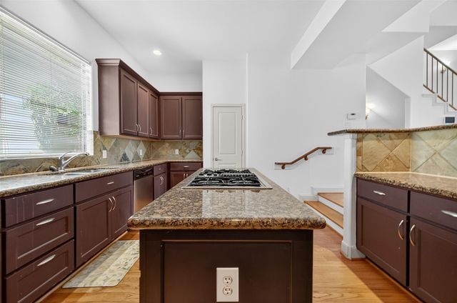 5018 Lillian Street, Houston, TX 77007