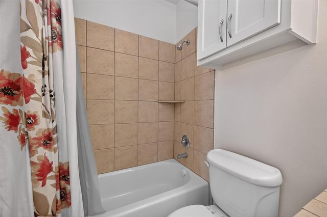 5018 Lillian Street, Houston, TX 77007