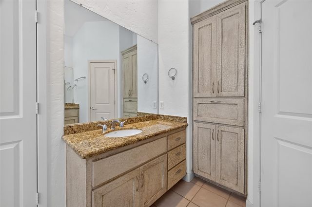 5018 Lillian Street, Houston, TX 77007