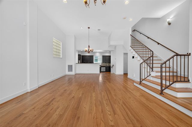 5018 Lillian Street, Houston, TX 77007