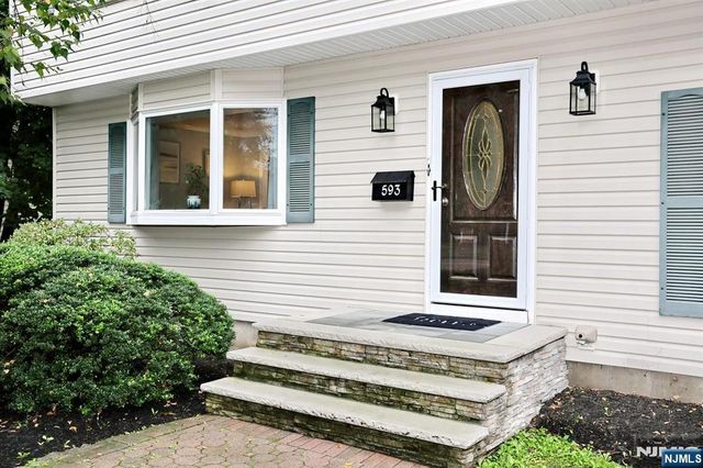 593 Westwood Avenue, River Vale, NJ 07675