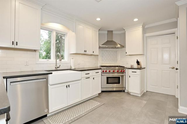 593 Westwood Avenue, River Vale, NJ 07675