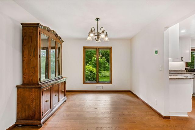 1086 Carlton Drive, Shoreview, MN 55126