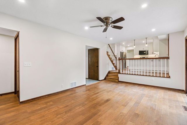 1086 Carlton Drive, Shoreview, MN 55126