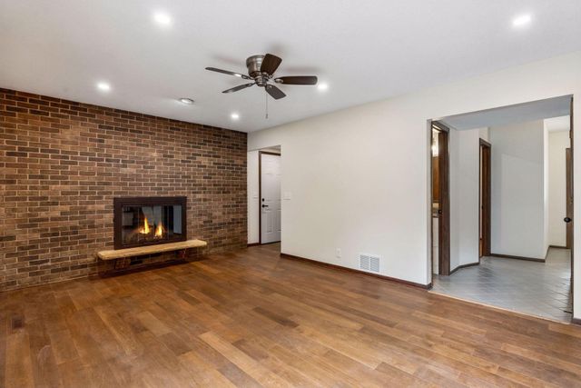 1086 Carlton Drive, Shoreview, MN 55126