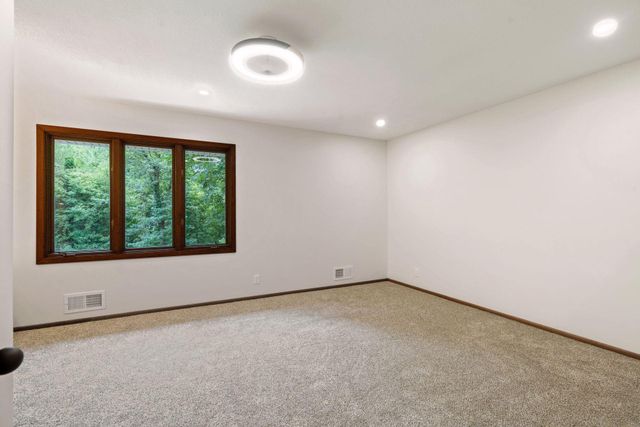1086 Carlton Drive, Shoreview, MN 55126