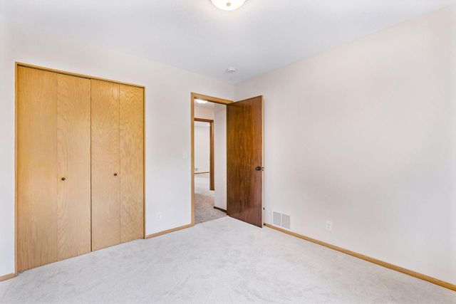 1086 Carlton Drive, Shoreview, MN 55126