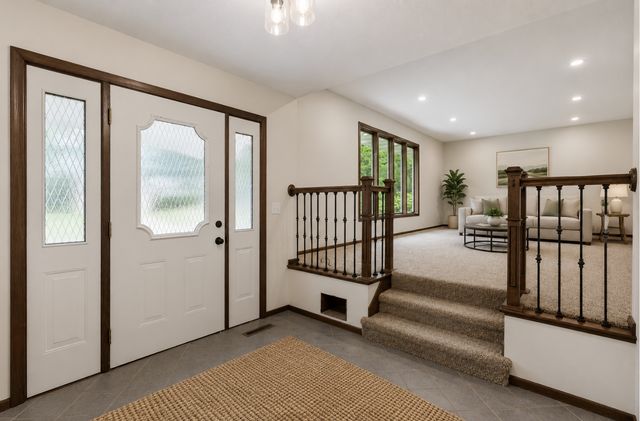 1086 Carlton Drive, Shoreview, MN 55126