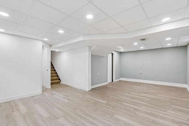 1086 Carlton Drive, Shoreview, MN 55126