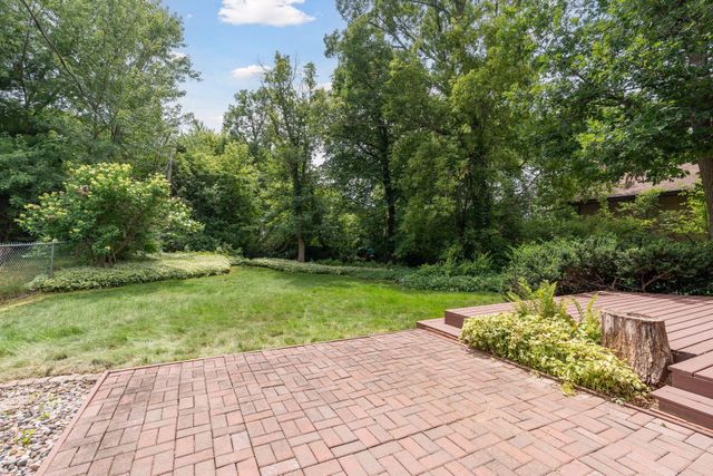 1086 Carlton Drive, Shoreview, MN 55126