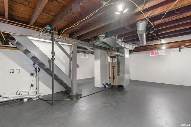 1820 N 19TH Street, Springfield, IL 62702