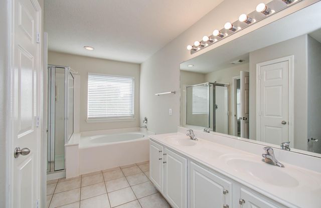 14319 Mirkwood Lane, Houston, TX 77014