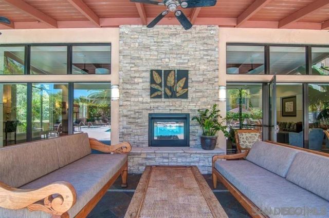 8233 Station Village Ln 2409, San Diego, CA 92108