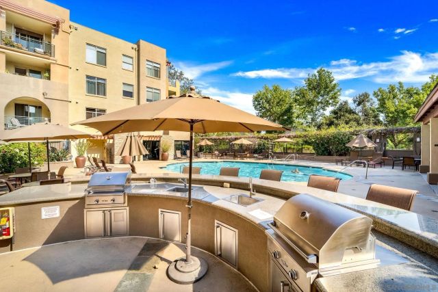 8233 Station Village Ln 2409, San Diego, CA 92108