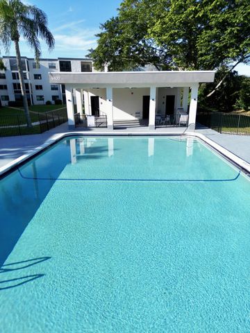 9235 SW 8th Street 512, Boca Raton, FL 33428