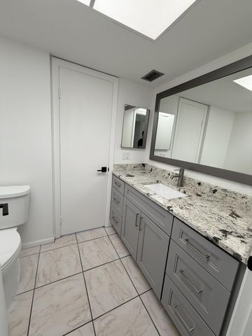 9235 SW 8th Street 512, Boca Raton, FL 33428