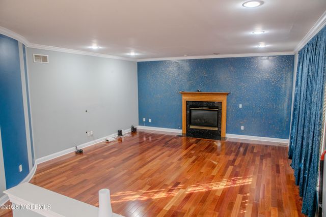 3 Green Springs Way, Freehold, NJ 07728