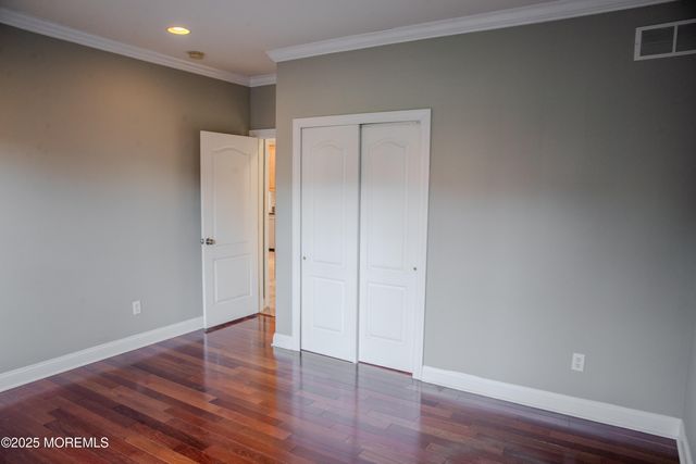 3 Green Springs Way, Freehold, NJ 07728