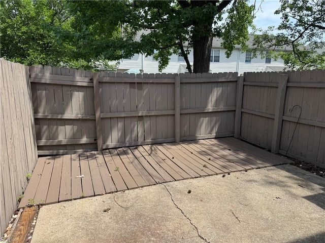 46 Lucinda CT, Hampton, VA 23666
